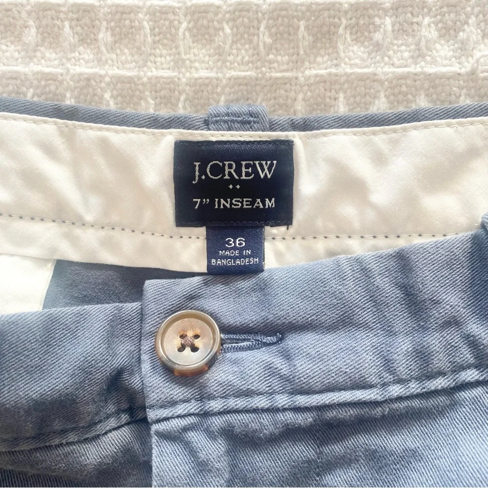 J. Crew factory Men's 7” flex Blue Shorts